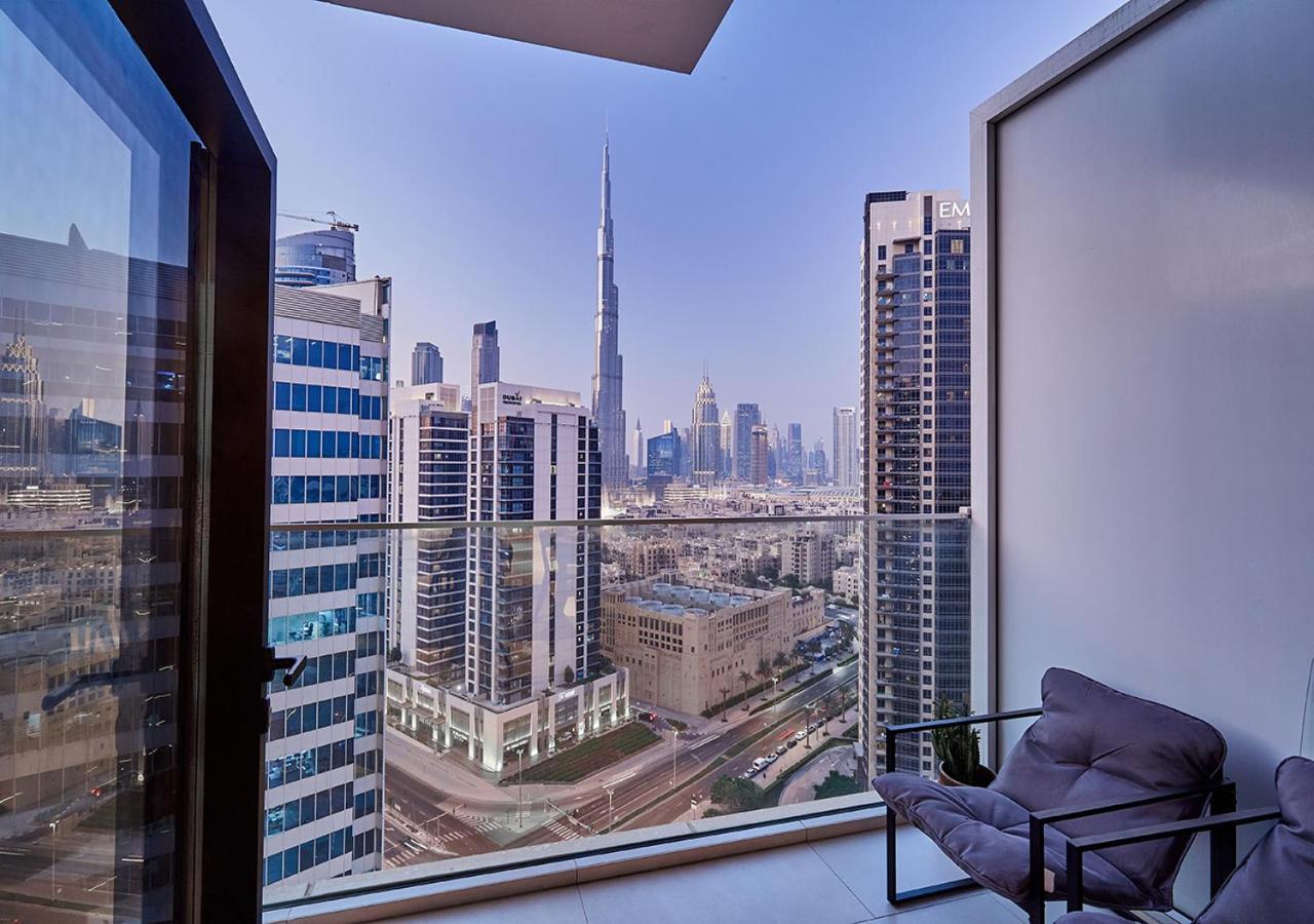 Luxury Studios With Burj Khalifa Or Canal View In Downtown - Marquise Square Tower Dubai Exterior photo